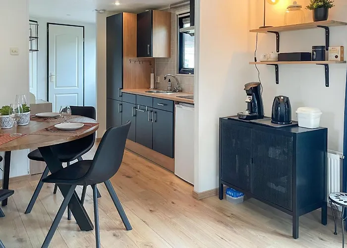 Amazing Stacaravan In