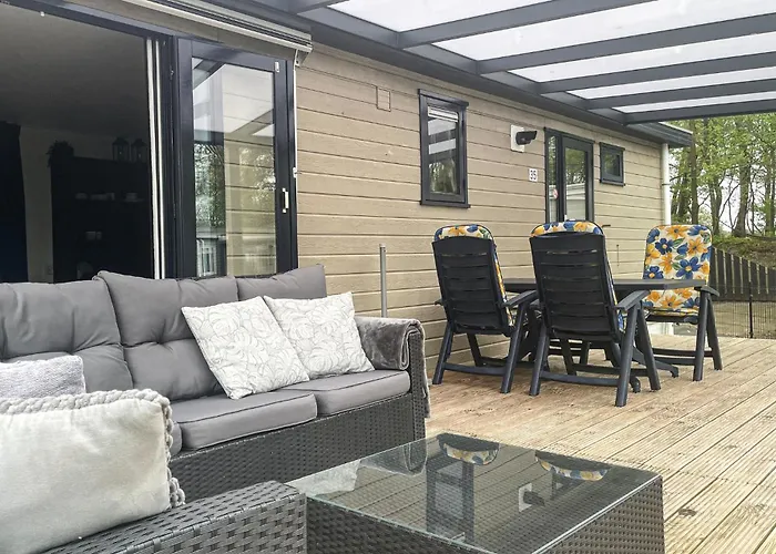 مكان تخييم Amazing Stacaravan In 4*