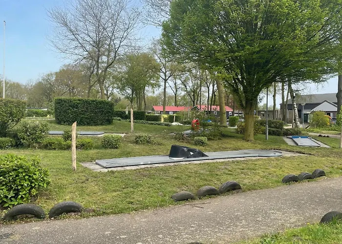 Amazing Stacaravan In مكان تخييم زيلاند