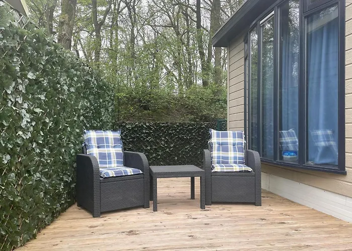 مكان تخييم Amazing Stacaravan In زيلاند